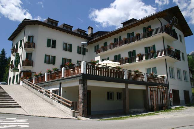 hotel-pineta,-Falcade.jpg