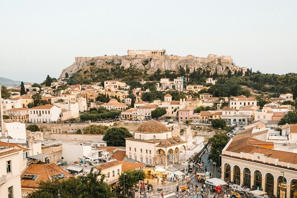 athens-andrea-leopardi-a-ln07o_zni-unsplash1.jpg