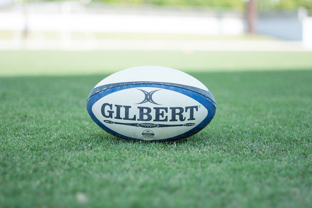 ball-rugby-2522306_1280.jpg