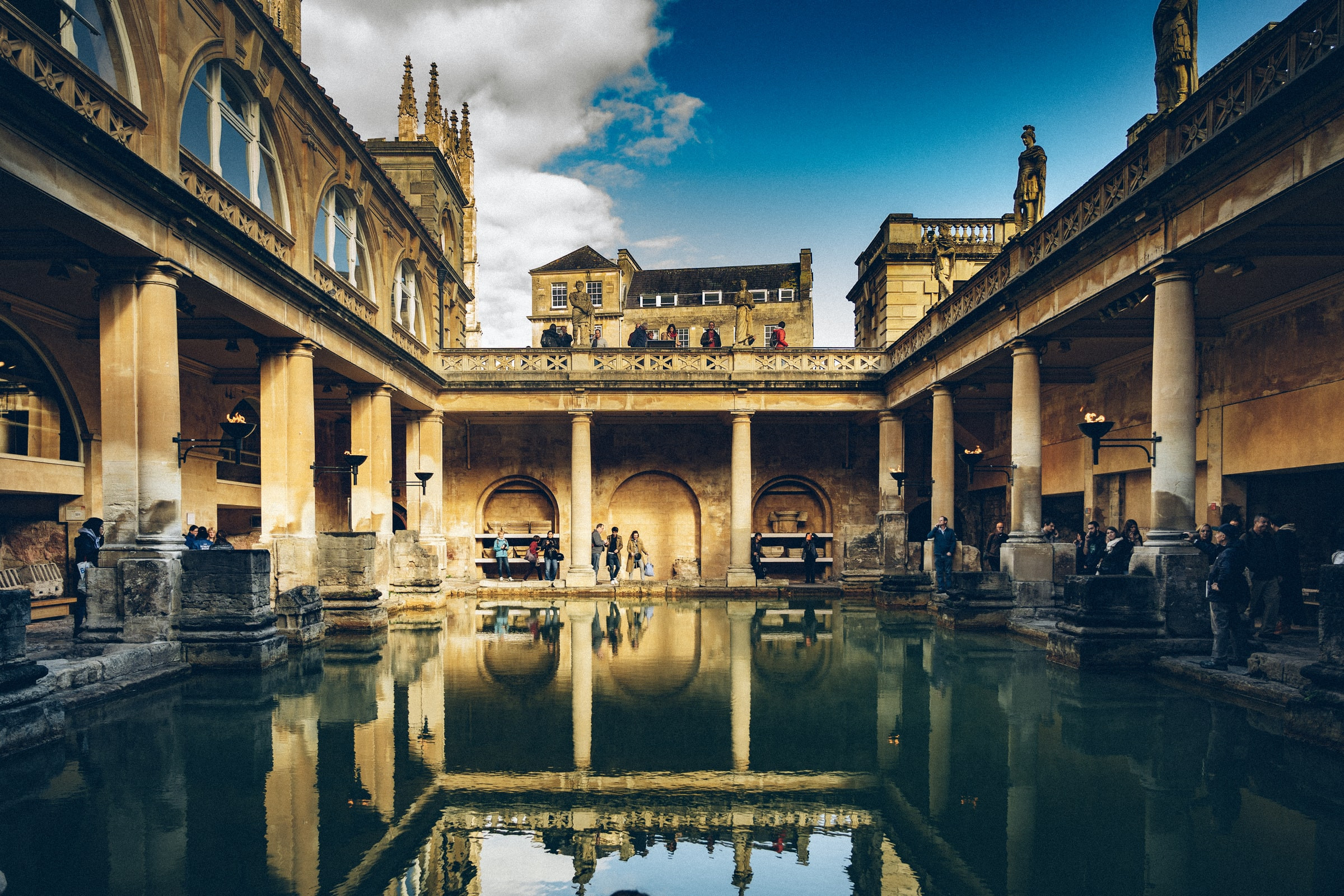 bath-paul-cuoco-T08cqBRSbDk-unsplash-1641920025.jpg