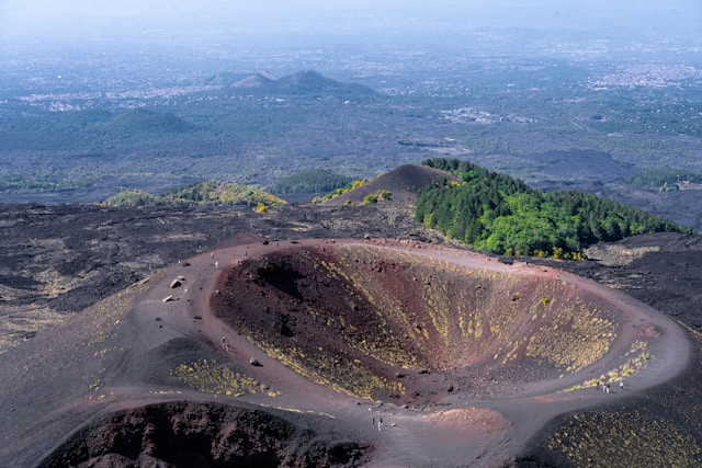 etna-aron-marinelli-pyo5afus06s-unsplash.jpg