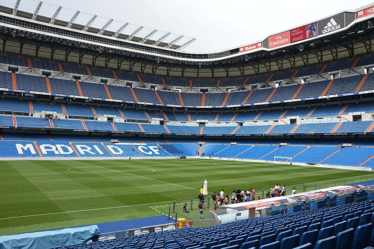 madrid-stadium-1813343_1280.jpg