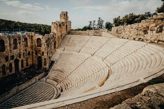 odeon-herodus-atticus-dawid-tkocz-obj8qnpdmwu-unsplash.jpg