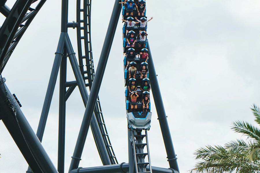orlando-rollercoaster-joshuel-espinoza-_km03maya0w-unsplash.jpg