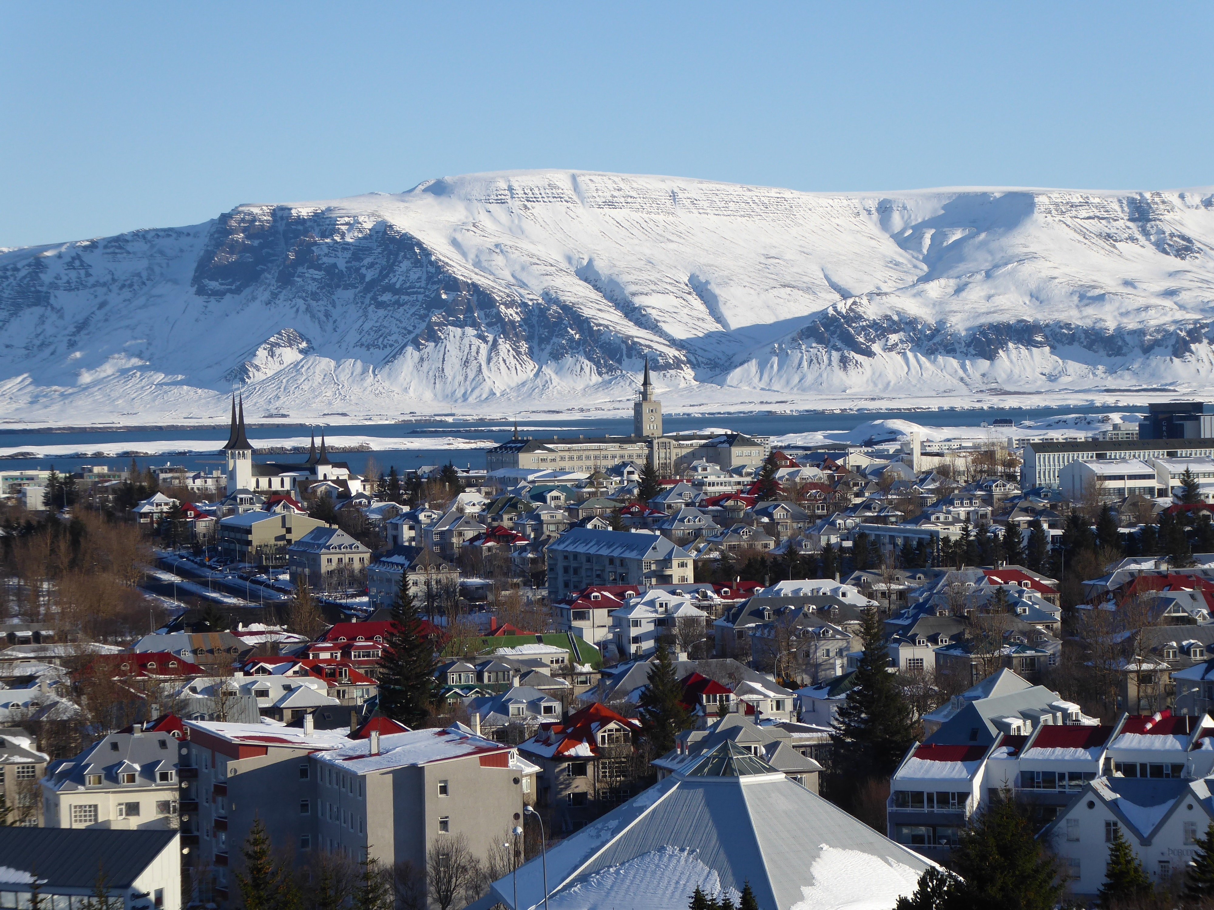 reykjavik-unspl.jpg