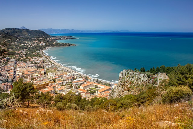 sicily-erik-karits-esxknb6oay4-unsplash.jpg